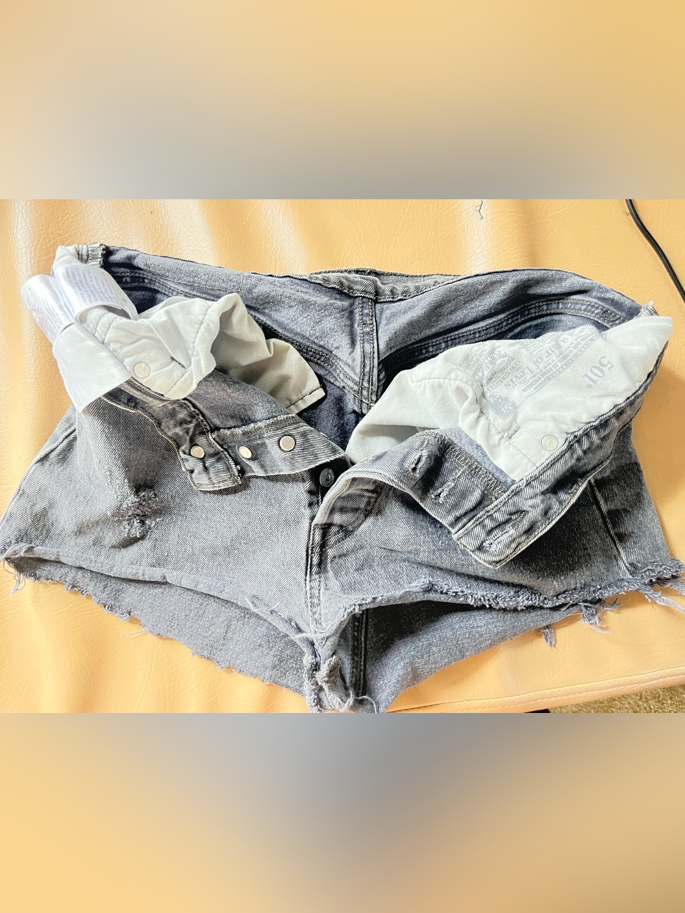 Levi’s 501 cut-off black shorts